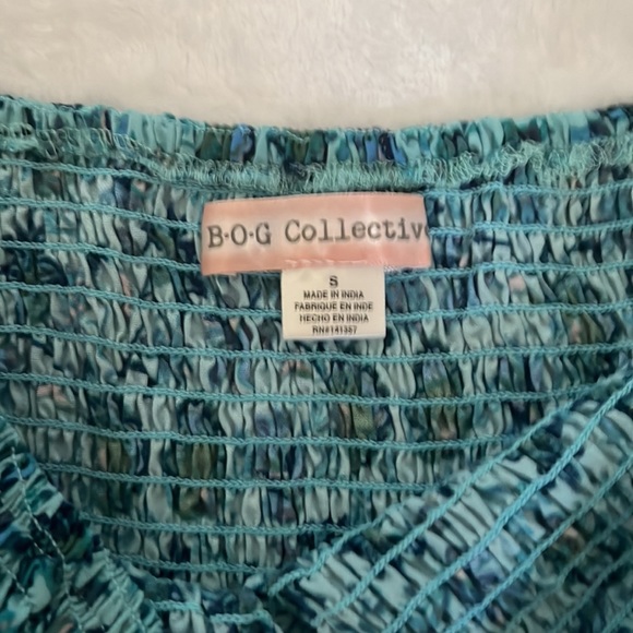 Size small two piece brand BOG collective - Picture 3 of 7